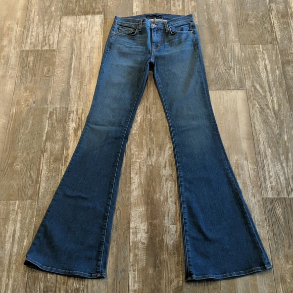 J BRAND Martini Flare jeans cut#15321 Pacifica wash stretch denim